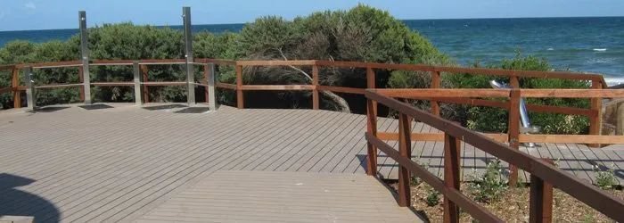 timber-decking-boardwalk